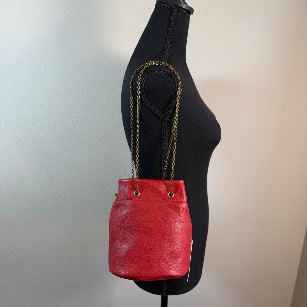 New HOBO Jovie Scarlet Red Leather Mini Bucket Bag Gold Chain NWT - Picture 4 of 10